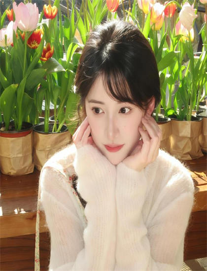 我的邻居长不大电视剧在线观看_亲亲抱抱举柔柔的视频原声房奴试爱_免费AAAAAA片